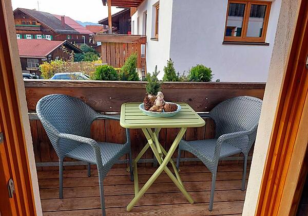 Hausansicht mit Eingang