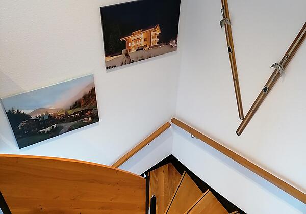 Treppenaufgang Wohnungen