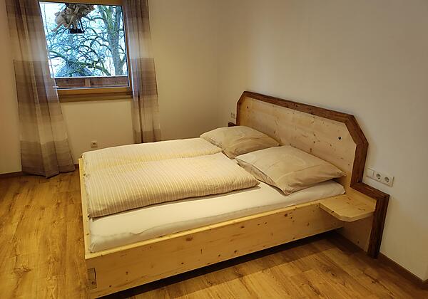 1. Stock Schlafzimmer 1