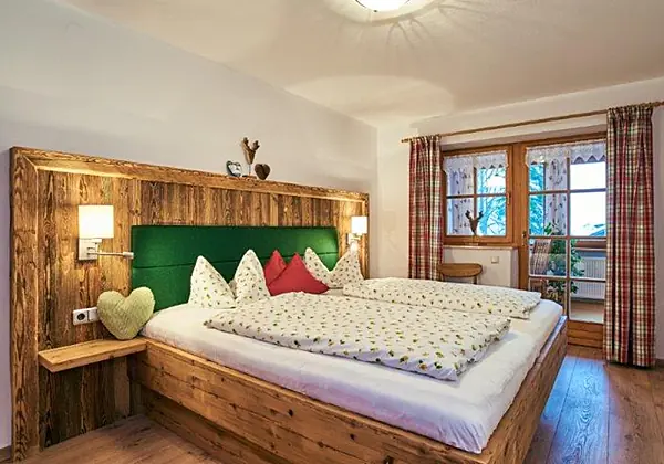 Schlafzimmer Ferienwohnung Untersberg