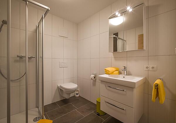Appartement Gross Badezimmer