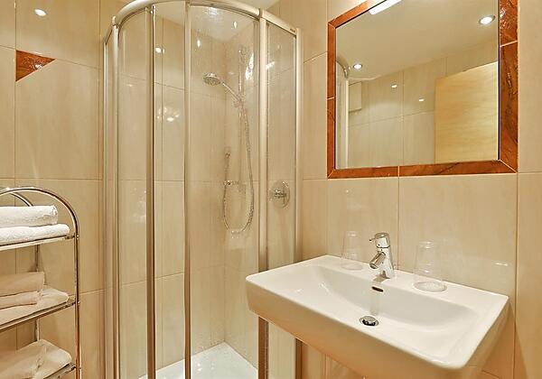 Appartement Top 2 Badezimmer