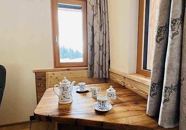 29BAFAA2-D996-4168-A2F9-568692F145BB