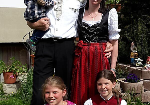2016-05-26-Aktuelles-familienfotto-e1464532714569