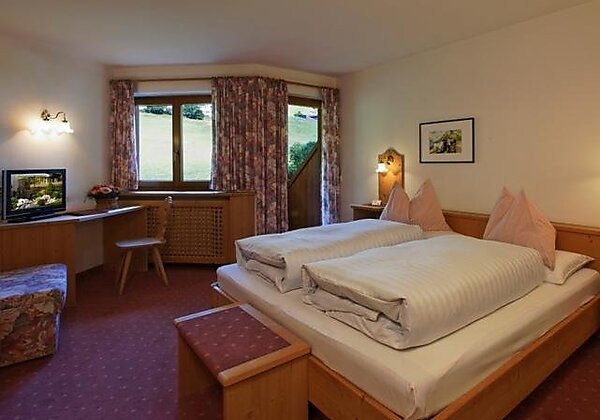 Doppelzimmer mit Balkon