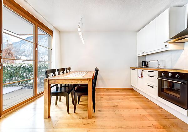 Naegele_Brand_BY_MATTHIAS_RHOMBERG_006