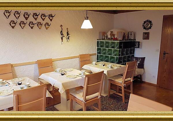 Frühstücksraum - feines Frühstück im GH Burger