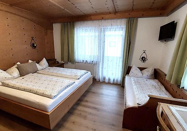 4a1aadae-3ce0-44e4-8207-58b697fece1c