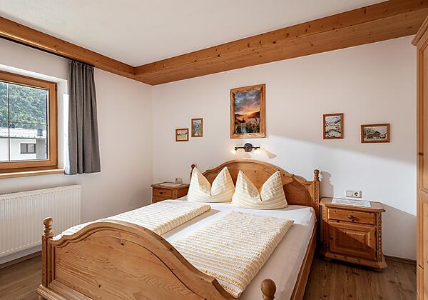 Gaestehaus_Moser_Kirchweg_14_Uderns_Schlafzimmer