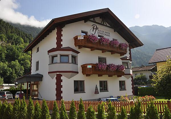 Appartement Pfausler im Sommer