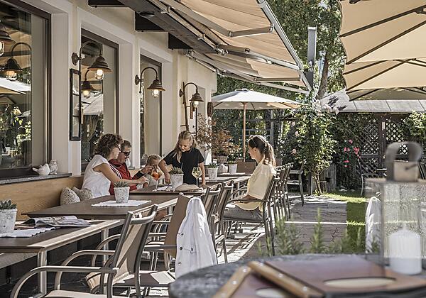 mood.at_2025.09.01_das.wiesenheim.061_booking