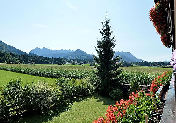 Gaestehaus-Weihrer-Koessen-Schwandorf-18-Ausblick2