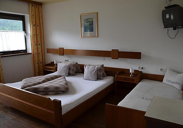 Schlafzimmer Wohnung 1