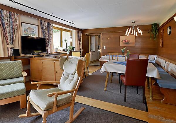 Frühstücksraum/Wohnraumapp. 8