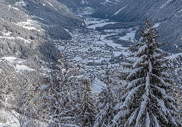 flattach_ganz_in_weiss-web