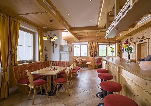 GAsthof_Talblick_Koglstrasse_6_Aschau_Gaststube_1