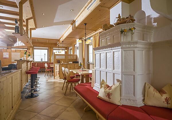 GAsthof_Talblick_Koglstrasse_6_Aschau_Gaststube