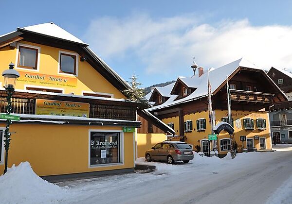 Gasthof*** zum Stralz'n