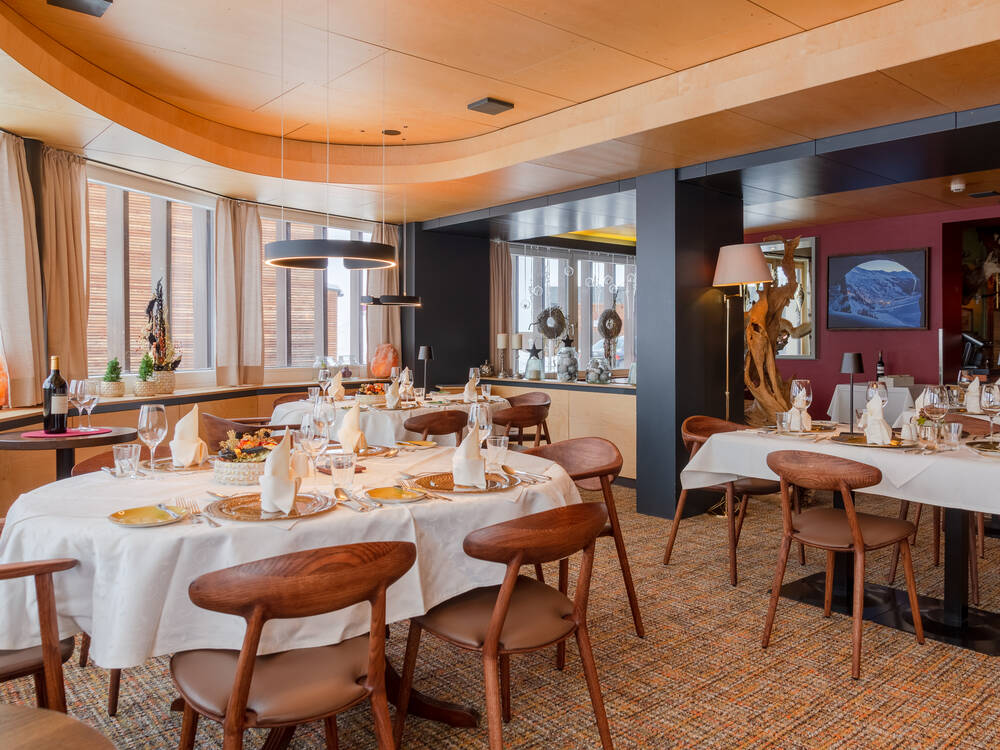 Gemütlich speisen im Wohlfühlhotel Hubertushof in Stuben am Arlberg