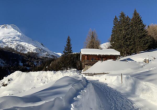 Winter - auf dem Weg zur Hütte