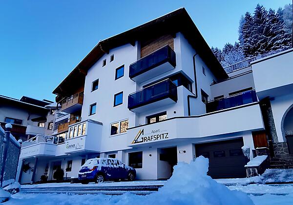 Grafspitz_Ischgl_Ferienwohnungen_Hausansicht