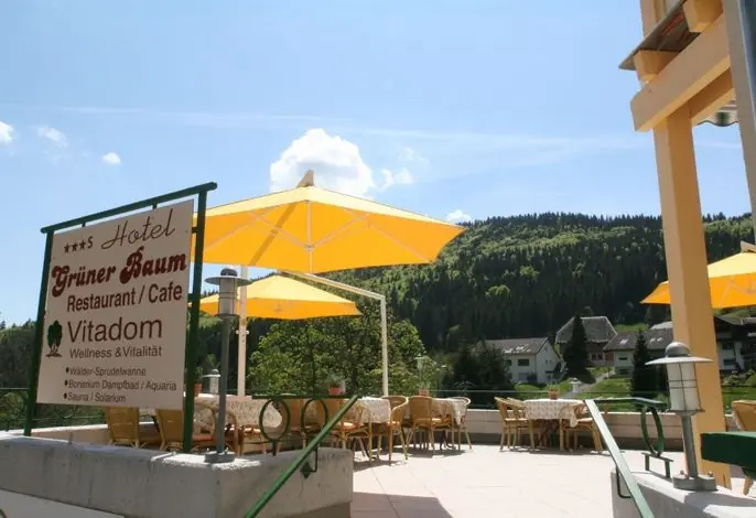 Grüner Baum