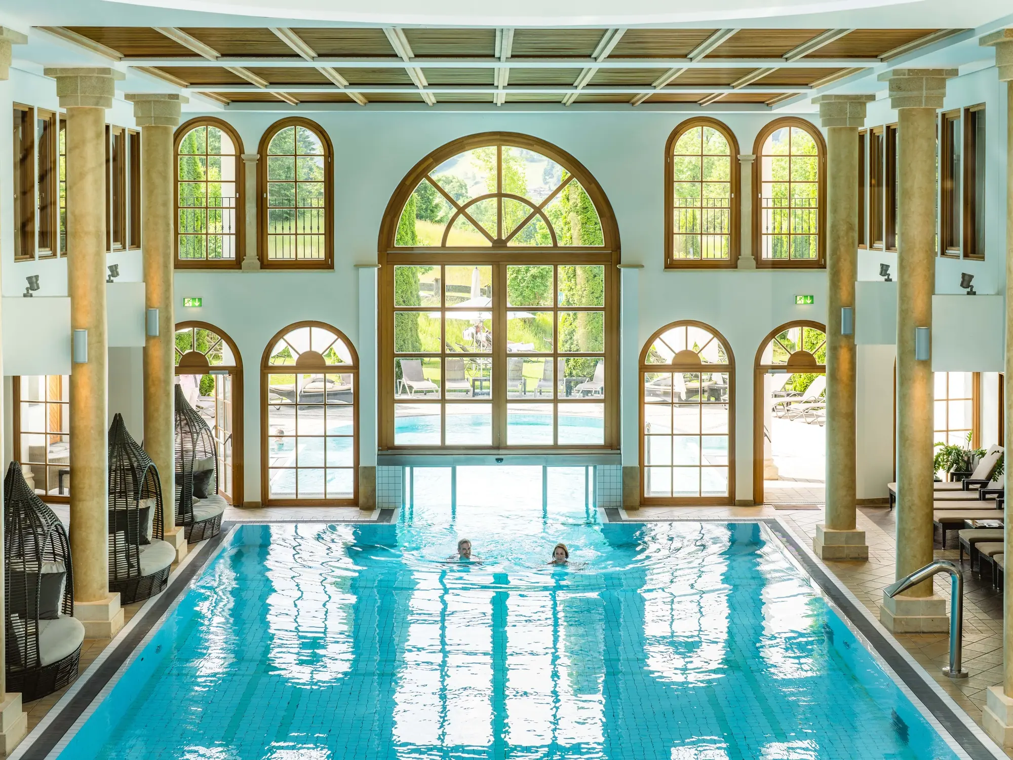Hallenbad