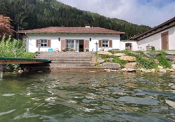 Hausansicht von Seeseite