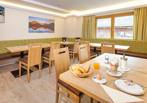 Frühstücksraum Bergblick