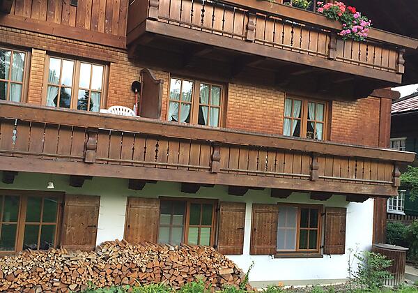 Haus Bergheimat mit Ostbalkon