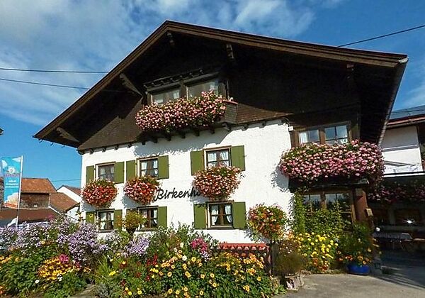 unser Hof aus Richtung Süden