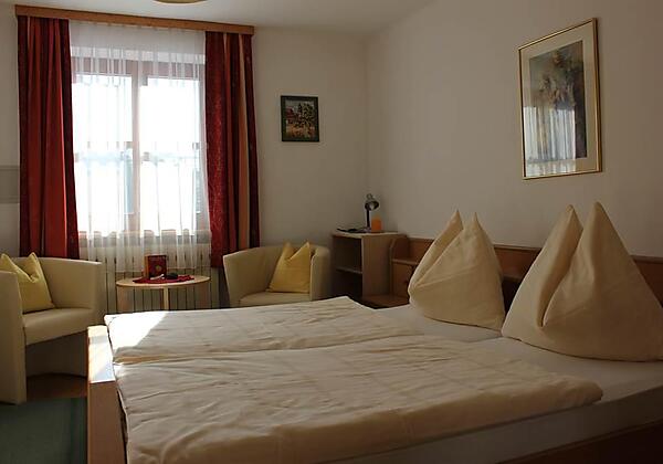 FW Ellmaustein Schlafzimmer 1