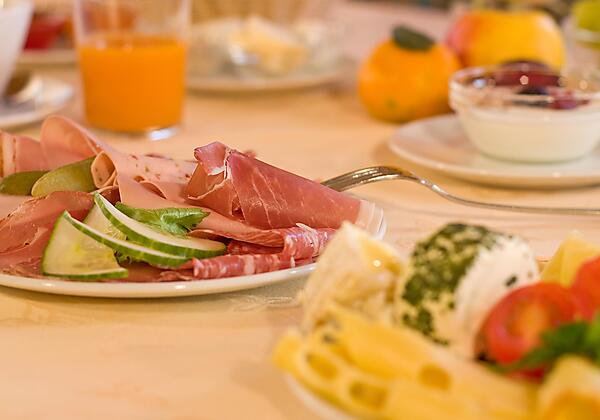 Frühstück       Haus Elisabeth