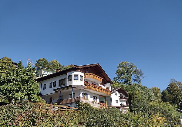 Haus Freitag und Ferienhaus