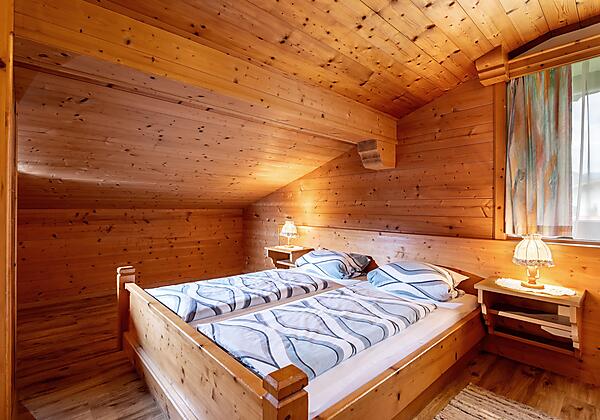 Haus Fröschl, Kirchdorf, Schlazimmer