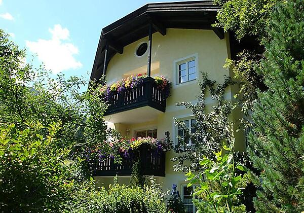 Geistlinger_Frontansicht_Sommer