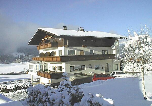 Haus im Winter2_neueGröße