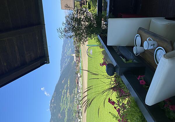 1D4A3C9C-8CC4-433E-96D8-A393B7414CD8