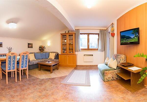 fewo2-wohnzimmer-neutraler