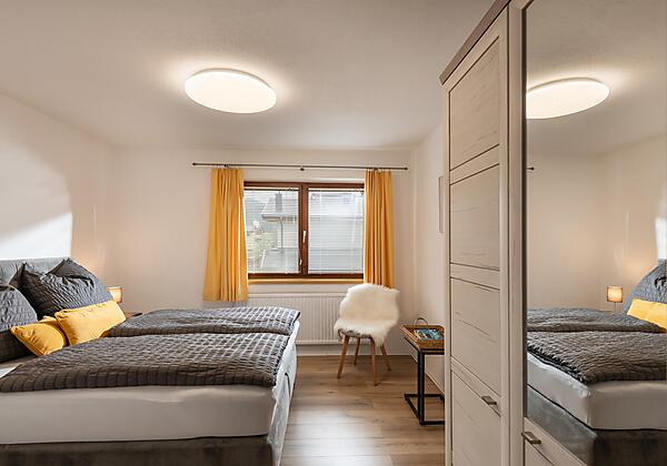 Haus_Kexel_Niederhofen_17a_St_Johann_Schlafzimmer_