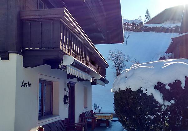 Haus Luzia Winter Sonne