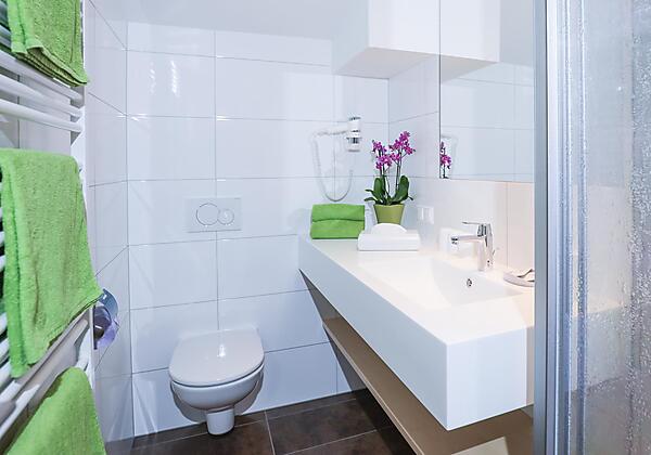 Pension Haus Maria Badezimmer Familienzimmer