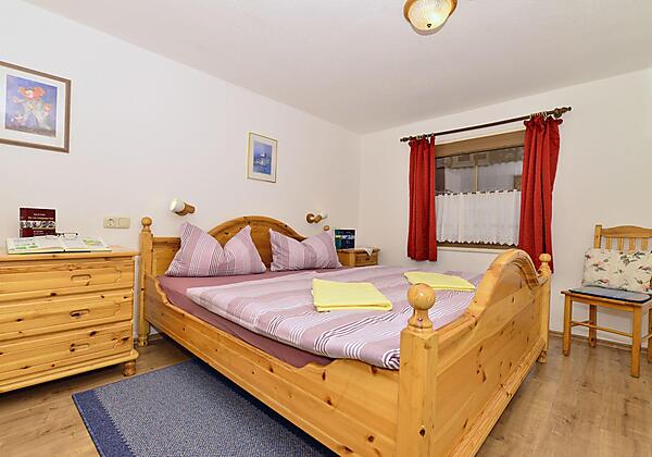 Schlafzimmer klein in Fewo 1