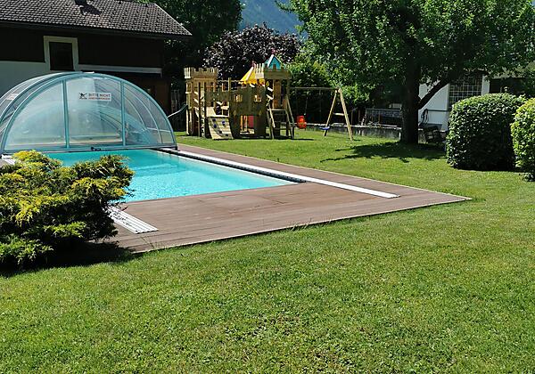 Garten mit Pool