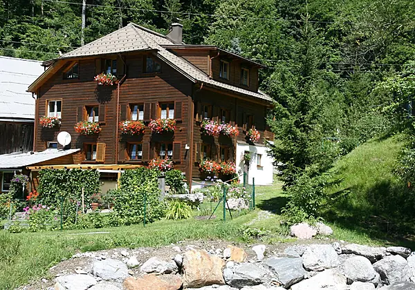 Haus Mosbach im Sommer
