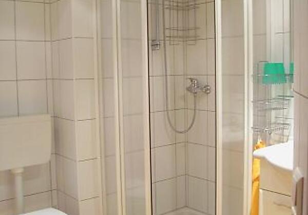 Dusche/WC Parterre Wohnung