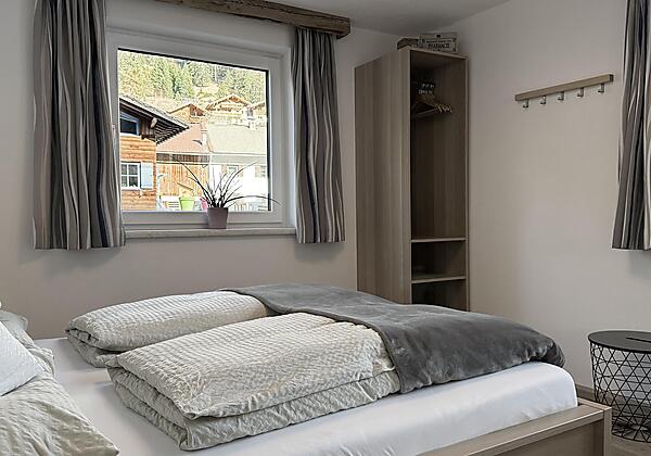 Schlafzimmer Ferienwohnung Muttekopf