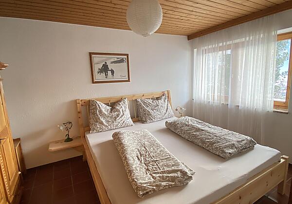 Doppelzimmer mit Zirbenbett