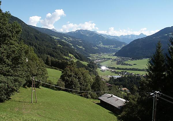 Ausblick vom Haus Schwarzenberg im Sommer