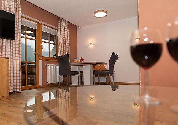 7 - Haus-Sonnenruh-Buntspecht-5193